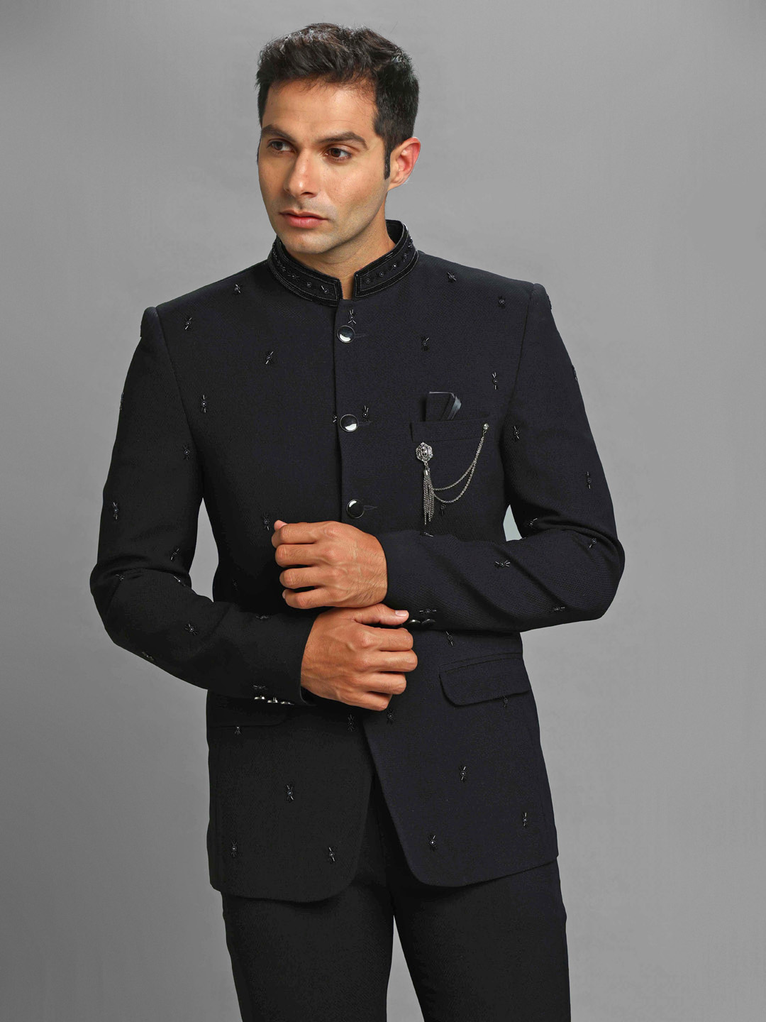 Black Embroidered Booti Jodhpuri