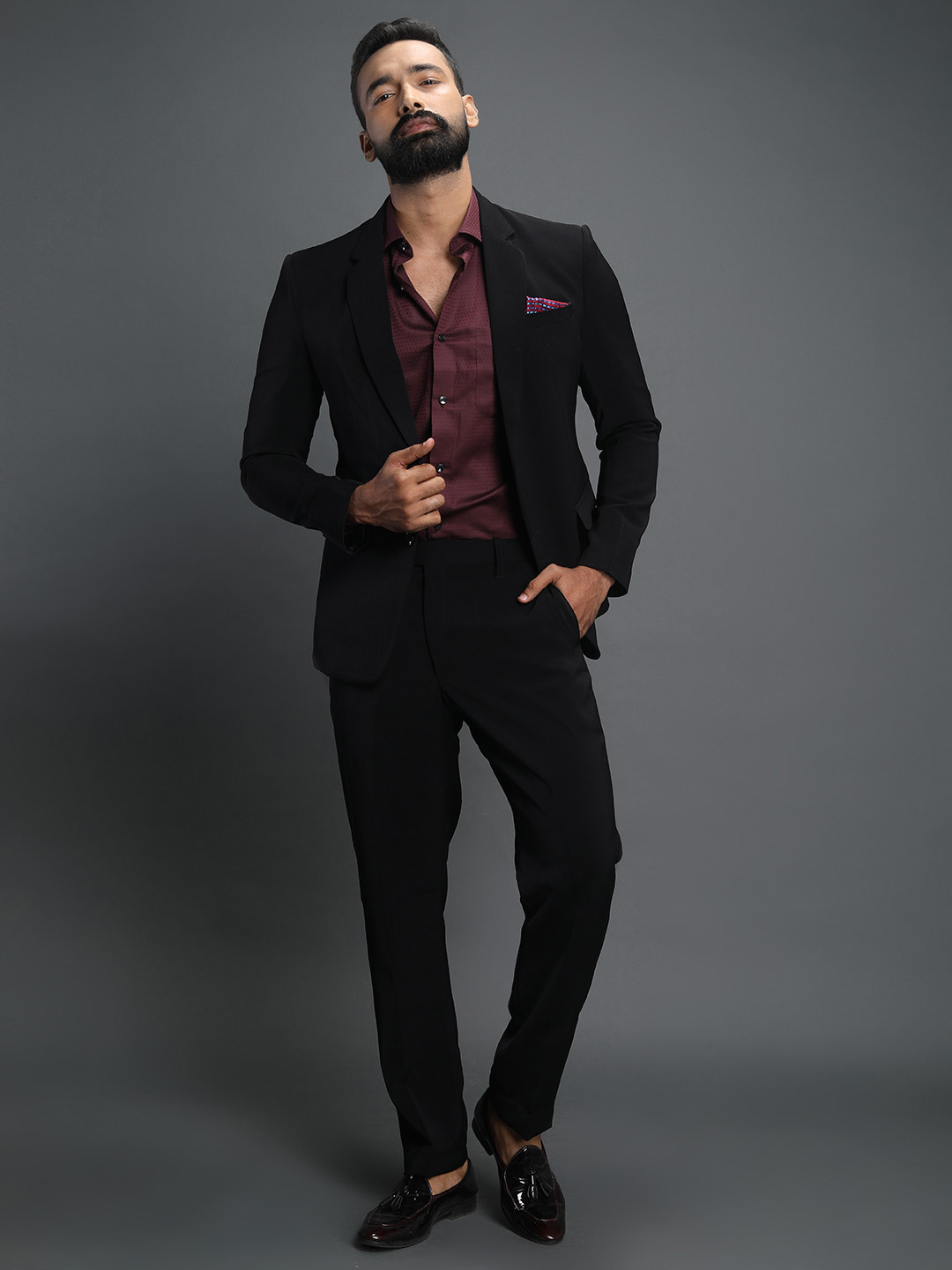 Black Formal Polynosic Suit