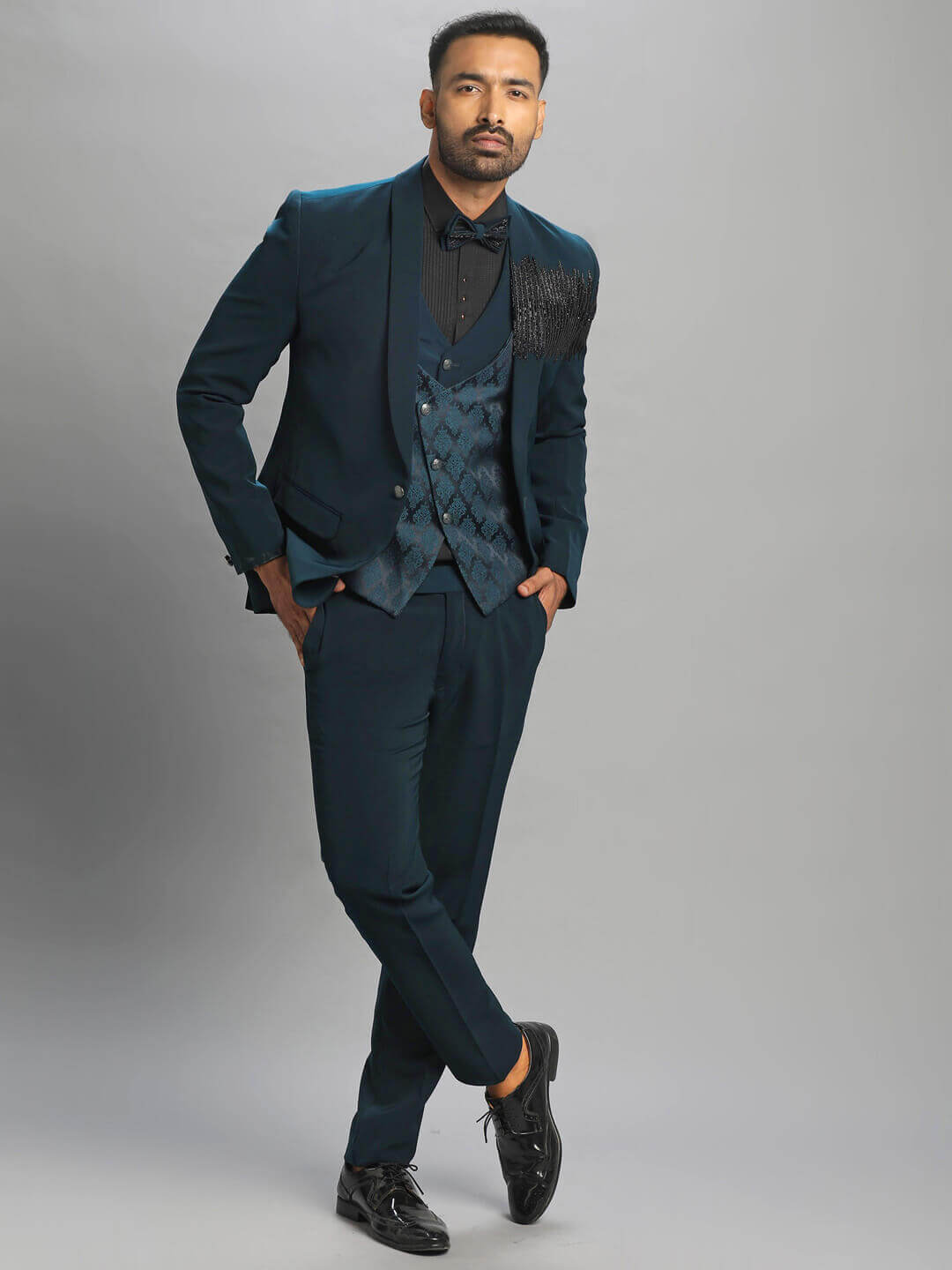 Green 3 Piece Suit Stylish Black Embroidered
