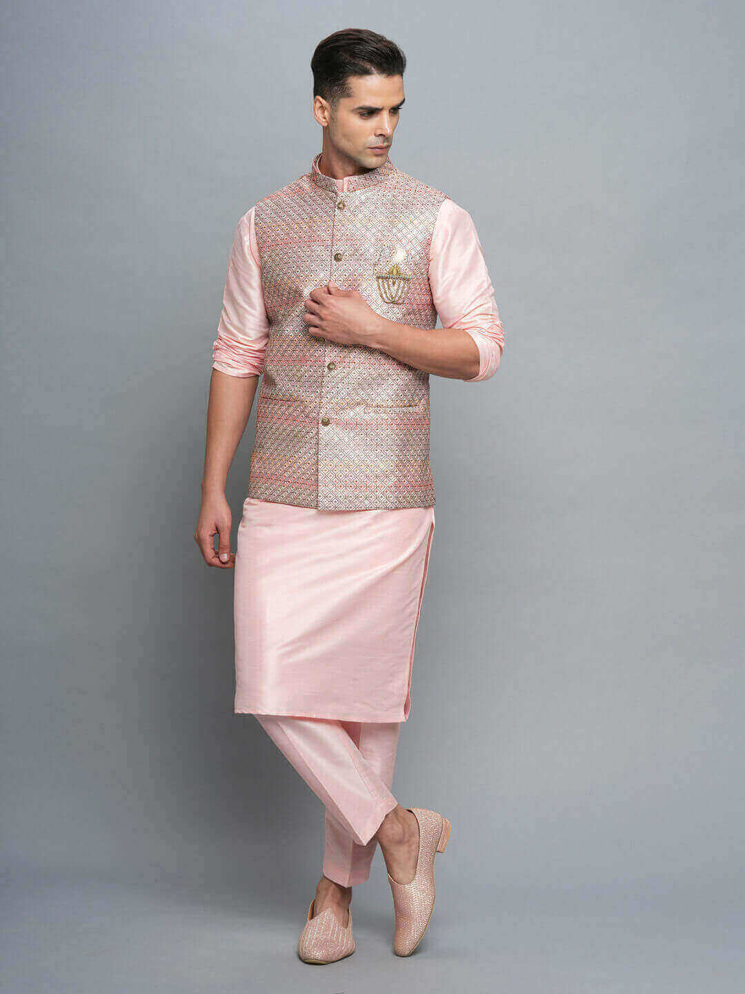 Light Pink Kurta Pyjama Bandi Set