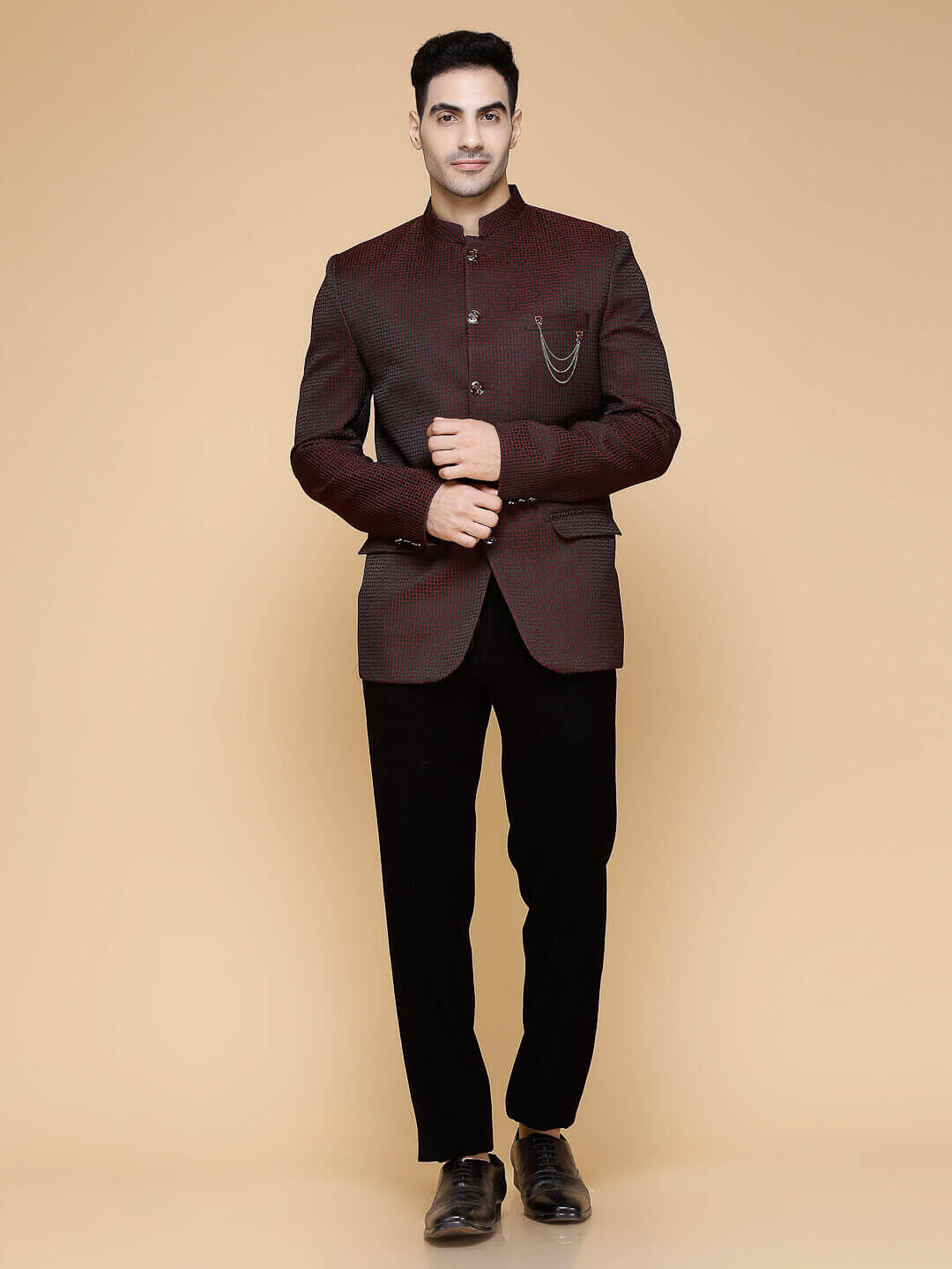 displaying image of Maroon Square Jodhpuri