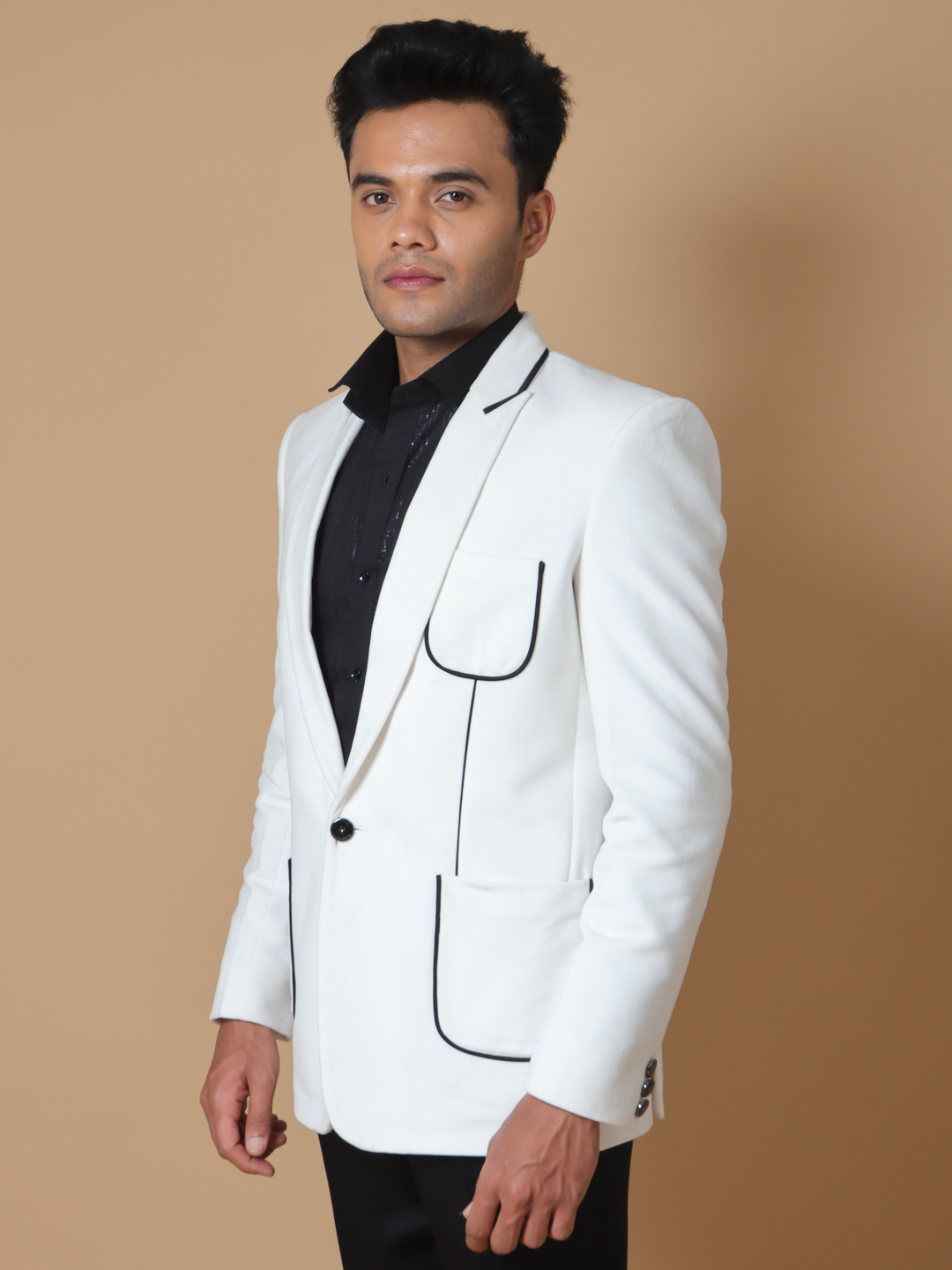 White Pinning Stylish Blazer